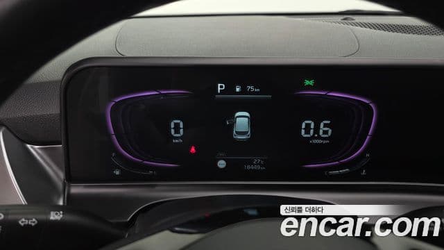 Kia Seltos 2024 — ფოტო 8/20