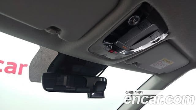 Kia Seltos 2024 — ფოტო 16/20