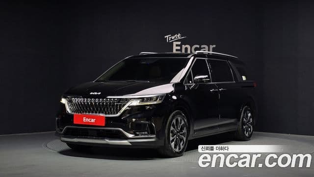 Kia Carnival 2021 — ფოტო 1/20