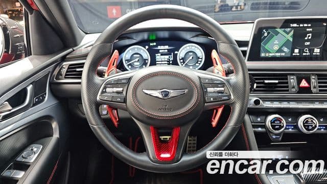 Genesis G70 2019 — ფოტო 13/20