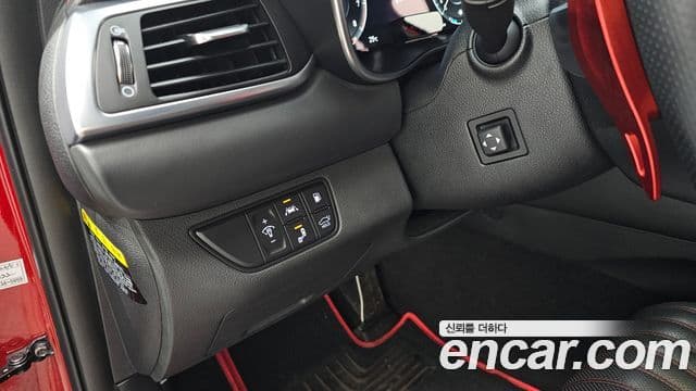 Genesis G70 2019 — ფოტო 14/20