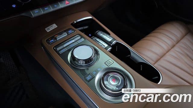 Genesis GV70 2024 — ფოტო 9/20