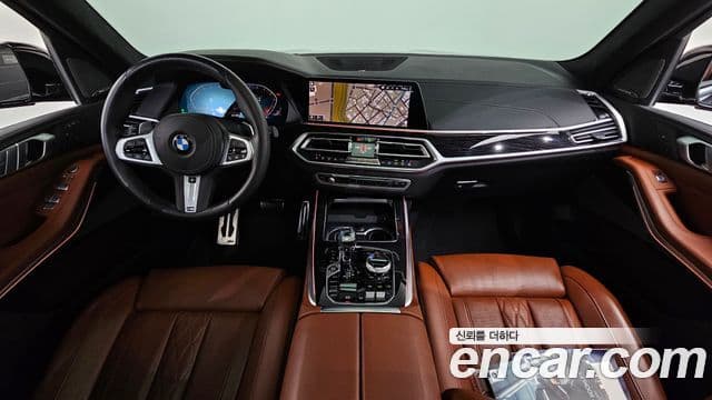 BMW X7 2020 — ფოტო 7/20