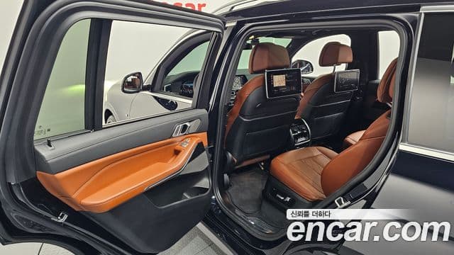 BMW X7 2020 — ფოტო 20/20