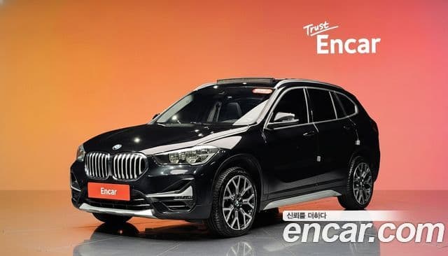 BMW X1 2022 — Фото 1/20