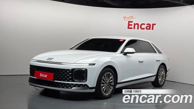 Hyundai Grandeur 2023 — ფოტო 1/20