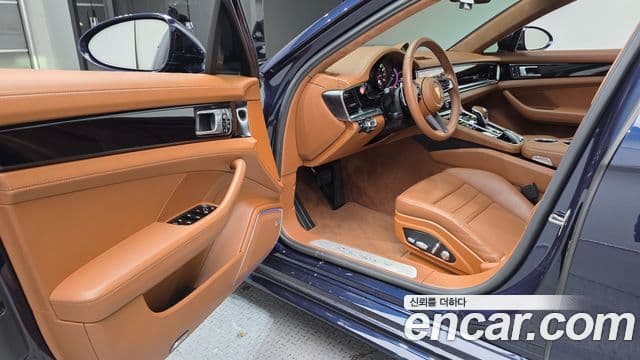 Porsche Panamera 2021 — Şəkil 10/20