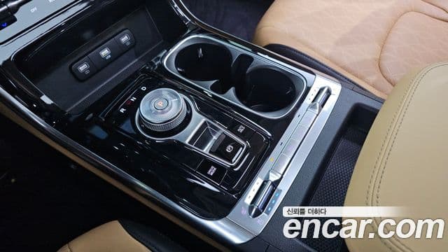 Kia Carnival 2022 — Şəkil 9/20