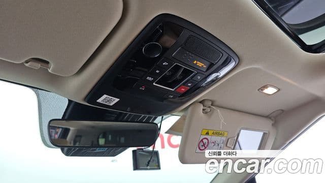 Kia Carnival 2022 — Şəkil 17/20