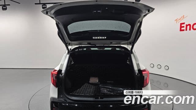 Kia Seltos 2024 — Şəkil 19/20