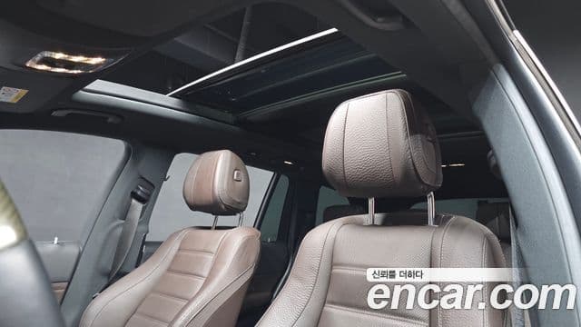 Mercedes-Benz GLS-Class 2022 — ფოტო 17/20