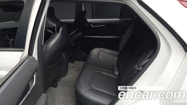 Kia Niro 2023 — ფოტო 11/20