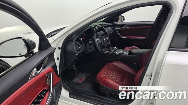 Kia Stinger 2020 — Фото 10/20