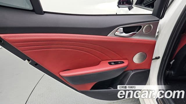Kia Stinger Meister 2020 — ფოტო 27/35