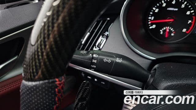 Kia Stinger Meister 2020 — ფოტო 22/35
