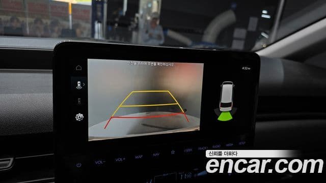 Hyundai Staria 2023 — Фото 14/20