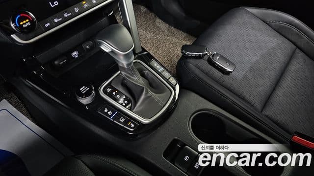 Kia Seltos 2022 — Şəkil 9/20