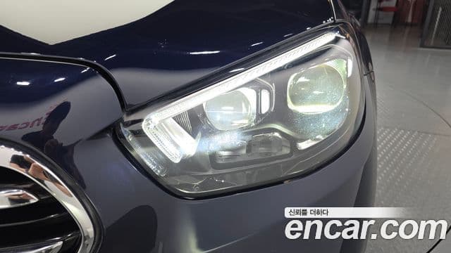 Mercedes-Benz E-Class 2021 — Şəkil 2/33