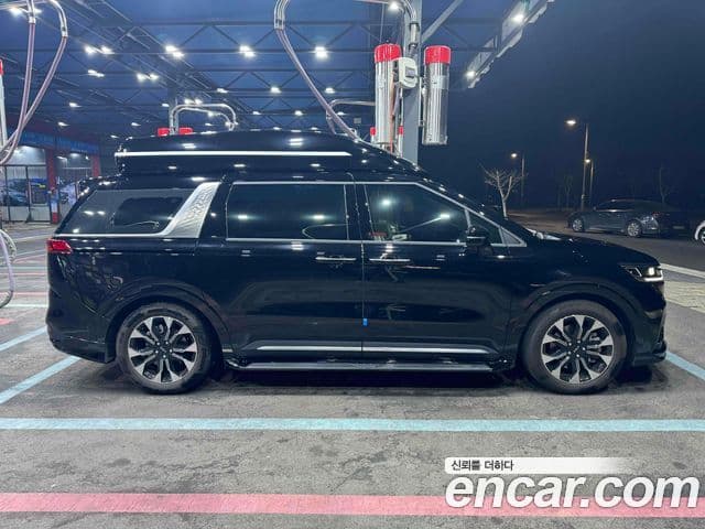 Kia Carnival 2022 — Фото 2/20