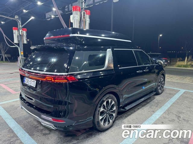 Kia Carnival 2022 — Фото 3/20