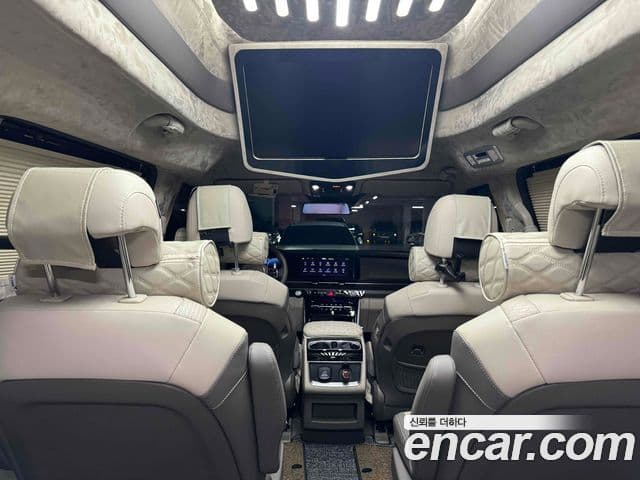 Kia Carnival 2022 — Фото 18/20