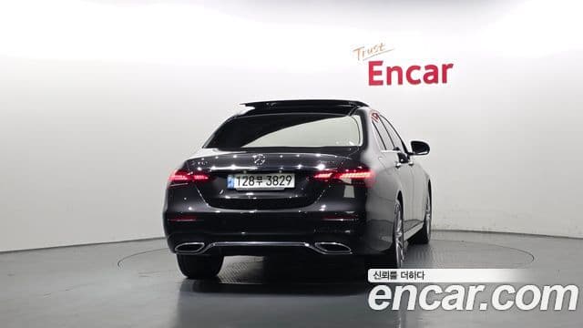 Mercedes-Benz E-Class 2022 — Şəkil 4/20