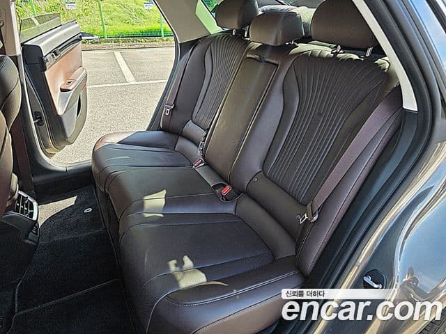 Hyundai Grandeur 2023 — Şəkil 12/20