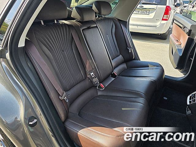 Hyundai Grandeur 2023 — Şəkil 13/20