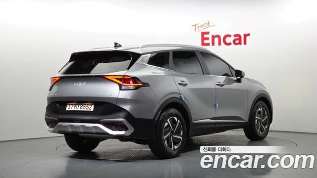 Kia Sportage 2022 — фото 2 из 20