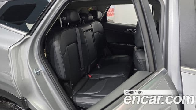 Kia Sportage 2022 — фото 12 из 20