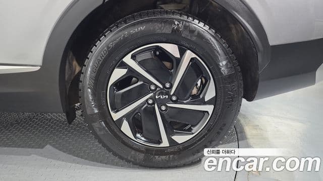 Kia Sportage 2022 — Photo 10/33