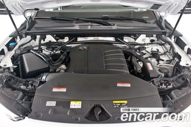 Audi Q5 2025 — ფოტო 5/20