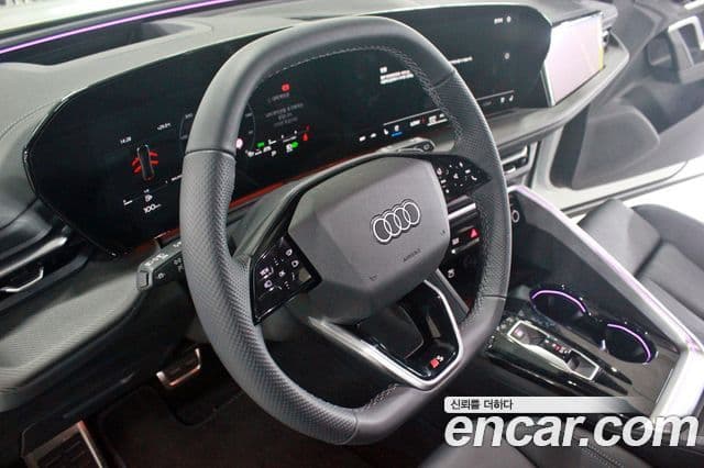 Audi Q5 2025 — ფოტო 10/20