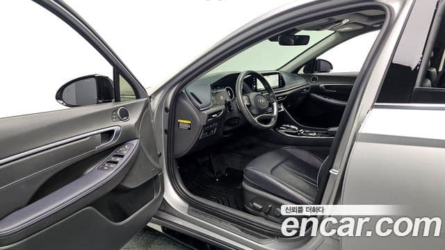 Hyundai Sonata 2020 — Фото 10/20