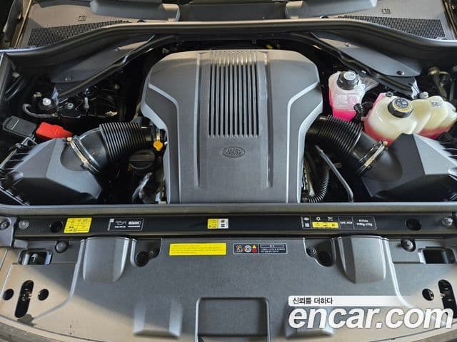 Land Rover Range Rover 2025 — Фото 15/20