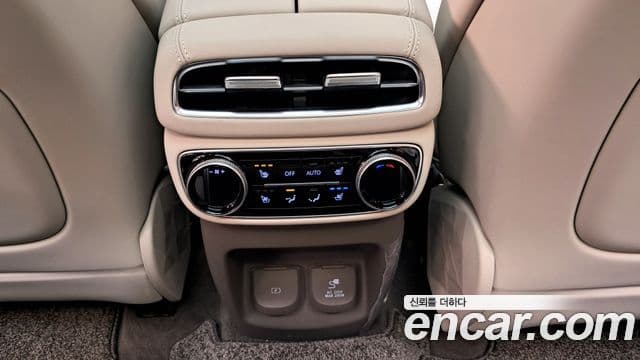 Genesis GV80 2023 — Şəkil 19/20