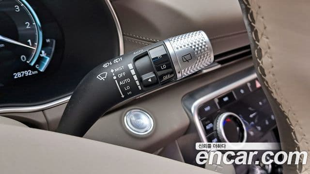 Genesis GV80 2023 — ფოტო 11/38