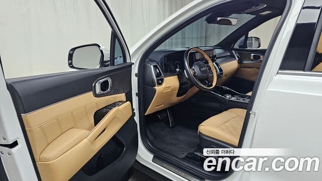 Kia Sorento 2023 — Şəkil 10/20