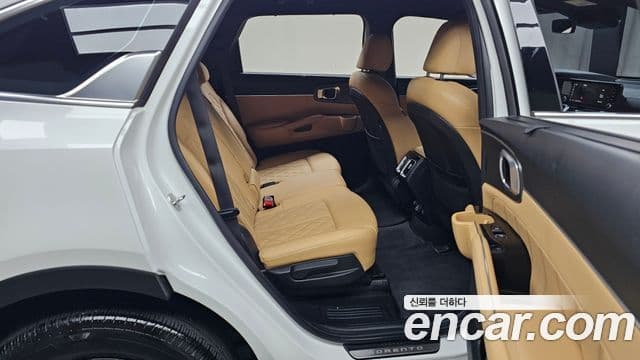 Kia Sorento 2023 — Şəkil 11/20