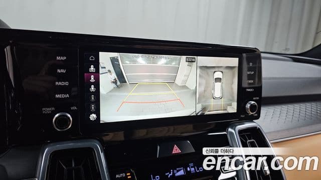 Kia Sorento 2023 — Şəkil 14/20