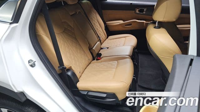 Kia Sorento 2022 — Şəkil 12/20