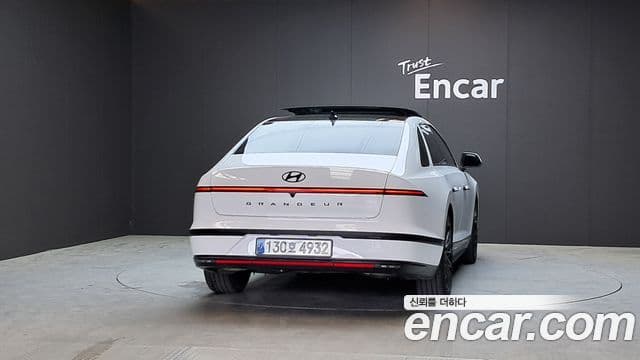 Hyundai Grandeur 2023 — ფოტო 4/20