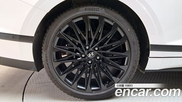 Hyundai Grandeur 2023 — ფოტო 5/20