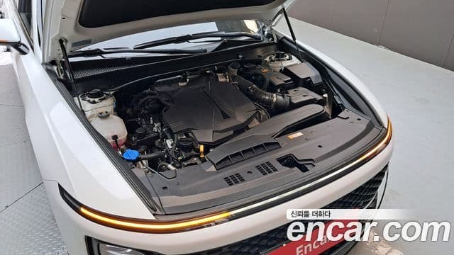 Hyundai Grandeur 2023 — ფოტო 6/20