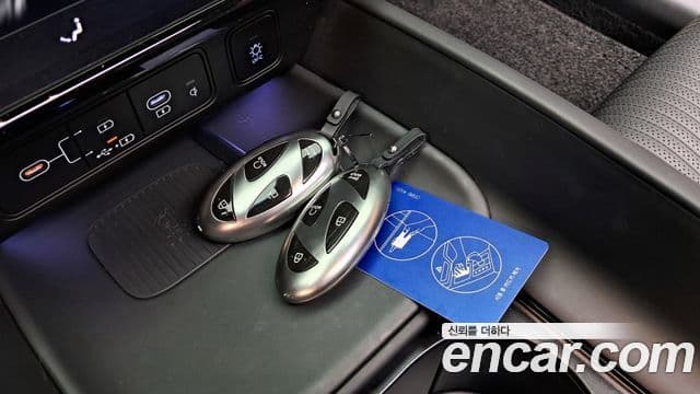 Hyundai Grandeur 2023 — ფოტო 12/20