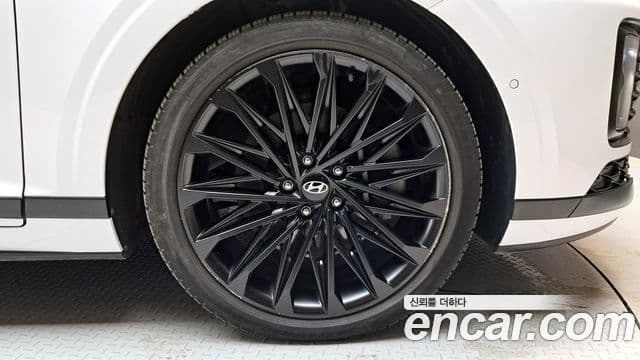 Hyundai Grandeur Hybrid 2023 — Photo 3/34