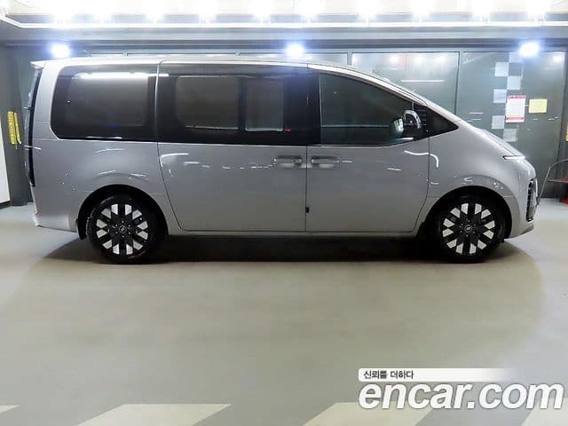 Hyundai Staria 2021 — Şəkil 3/20