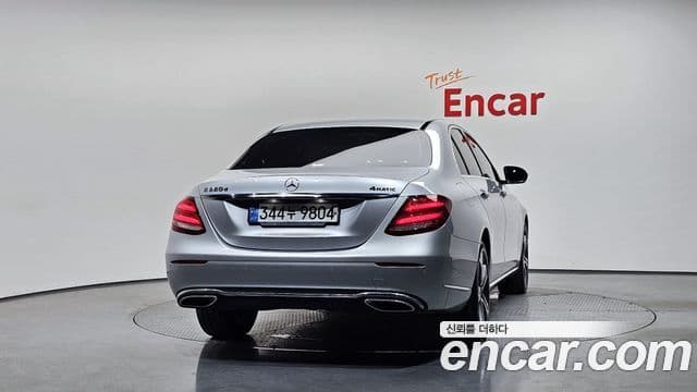 Mercedes-Benz E-Class 2019 — Şəkil 4/20