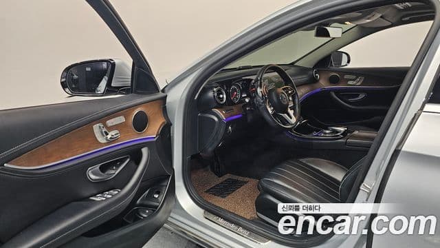 Mercedes-Benz E-Class 2019 — Şəkil 10/20