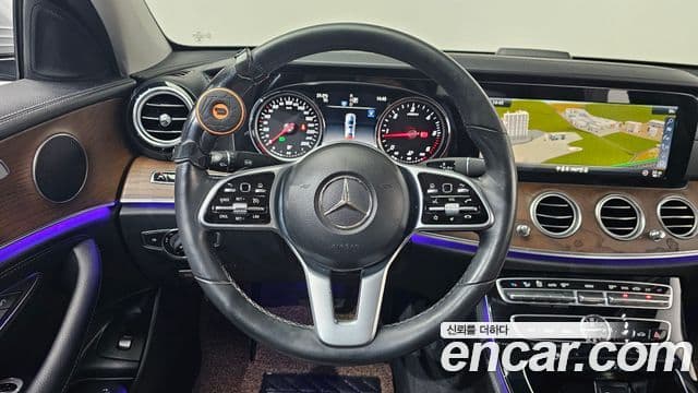 Mercedes-Benz E-Class 2019 — Şəkil 12/20
